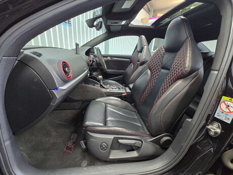 Audi RS3 2.5 TFSI Saloon 4dr Petrol S Tronic quattro Euro 6 (s/s) (400 ps) 5