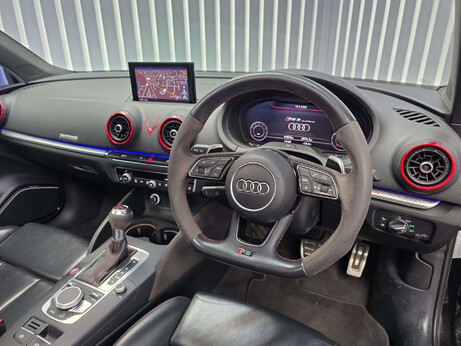 Audi RS3 2.5 TFSI Saloon 4dr Petrol S Tronic quattro Euro 6 (s/s) (400 ps) 28