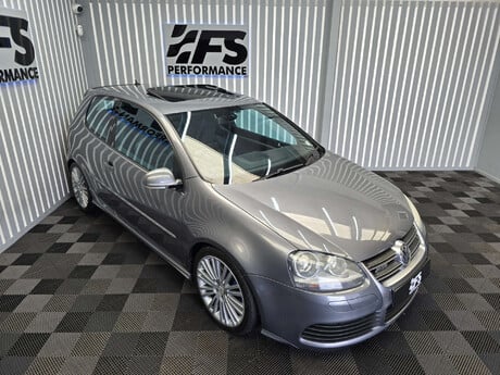 Volkswagen Golf 3.2 V6 R32 Hatchback 3dr Petrol DSG 4Motion (233 g/km, 247 bhp) 11