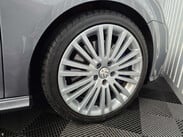 Volkswagen Golf 3.2 V6 R32 Hatchback 3dr Petrol DSG 4Motion (233 g/km, 247 bhp) 19