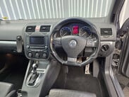 Volkswagen Golf 3.2 V6 R32 Hatchback 3dr Petrol DSG 4Motion (233 g/km, 247 bhp) 30