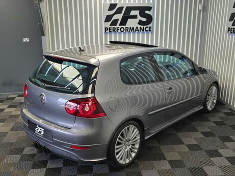 Volkswagen Golf 3.2 V6 R32 Hatchback 3dr Petrol DSG 4Motion (233 g/km, 247 bhp) 32