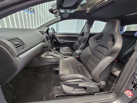 Volkswagen Golf 3.2 V6 R32 Hatchback 3dr Petrol DSG 4Motion (233 g/km, 247 bhp) 8