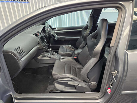 Volkswagen Golf 3.2 V6 R32 Hatchback 3dr Petrol DSG 4Motion (233 g/km, 247 bhp) 18