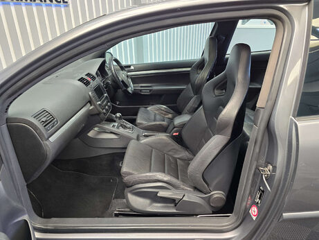Volkswagen Golf 3.2 V6 R32 Hatchback 3dr Petrol DSG 4Motion (233 g/km, 247 bhp) 14