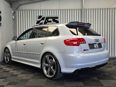 Audi RS3 2.5 TFSI Sportback 5dr Petrol S Tronic quattro Euro 5 (340 ps) 4