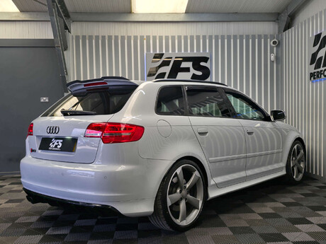 Audi RS3 2.5 TFSI Sportback 5dr Petrol S Tronic quattro Euro 5 (340 ps) 6