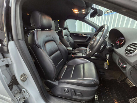 Audi RS3 2.5 TFSI Sportback 5dr Petrol S Tronic quattro Euro 5 (340 ps) 7