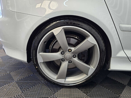 Audi RS3 2.5 TFSI Sportback 5dr Petrol S Tronic quattro Euro 5 (340 ps) 28