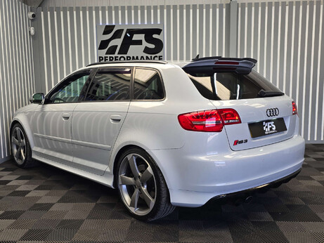 Audi RS3 2.5 TFSI Sportback 5dr Petrol S Tronic quattro Euro 5 (340 ps) 32