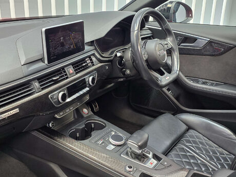 Audi S4 3.0 TFSI V6 Estate 5dr Petrol Tiptronic quattro Euro 6 (s/s) (354 ps) 17