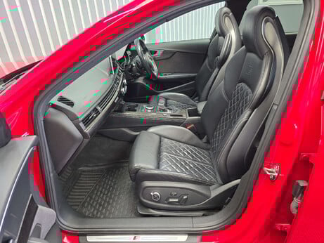 Audi S4 3.0 TFSI V6 Estate 5dr Petrol Tiptronic quattro Euro 6 (s/s) (354 ps) 20