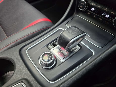 Mercedes-Benz A Class 2.0 A45 AMG Hatchback 5dr Petrol SpdS DCT 4MATIC Euro 6 (s/s) (360 ps) 6