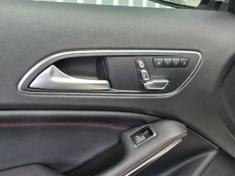 Mercedes-Benz A Class 2.0 A45 AMG Hatchback 5dr Petrol SpdS DCT 4MATIC Euro 6 (s/s) (360 ps) 7