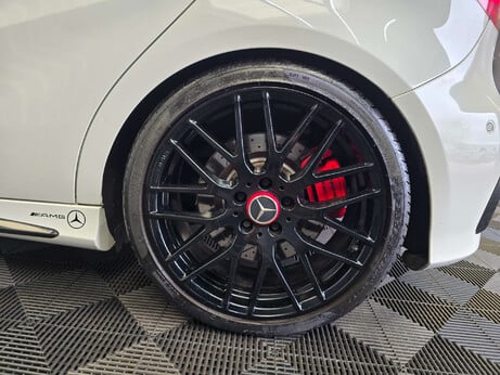Mercedes-Benz A Class 2.0 A45 AMG Hatchback 5dr Petrol SpdS DCT 4MATIC Euro 6 (s/s) (360 ps) 26