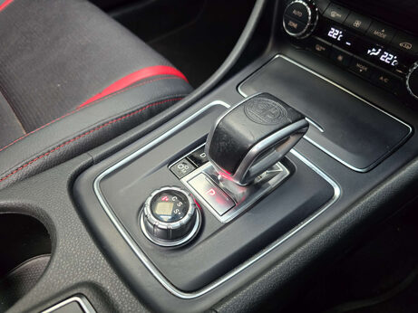 Mercedes-Benz A Class 2.0 A45 AMG Hatchback 5dr Petrol SpdS DCT 4MATIC Euro 6 (s/s) (360 ps) 6
