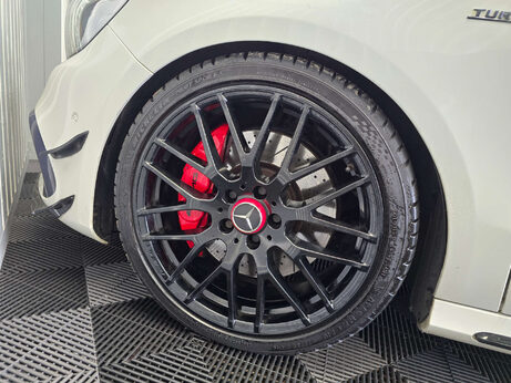 Mercedes-Benz A Class 2.0 A45 AMG Hatchback 5dr Petrol SpdS DCT 4MATIC Euro 6 (s/s) (360 ps) 25