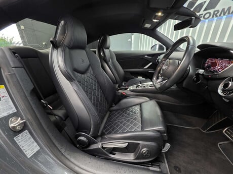Audi TT 2.0 TFSI Black Edition Coupe 3dr Petrol S Tronic quattro Euro 6 (s/s) (310 7