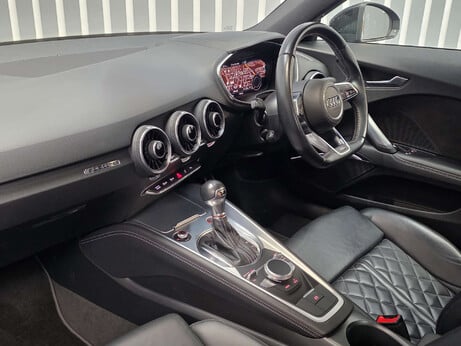 Audi TT 2.0 TFSI Black Edition Coupe 3dr Petrol S Tronic quattro Euro 6 (s/s) (310 4