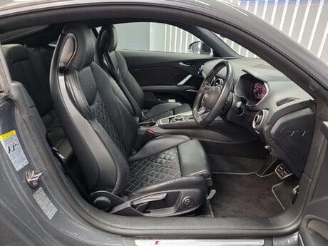 Audi TT 2.0 TFSI Black Edition Coupe 3dr Petrol S Tronic quattro Euro 6 (s/s) (310 19