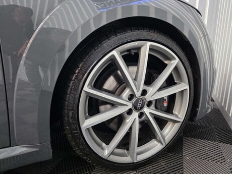 Audi TT 2.0 TFSI Black Edition Coupe 3dr Petrol S Tronic quattro Euro 6 (s/s) (310 22