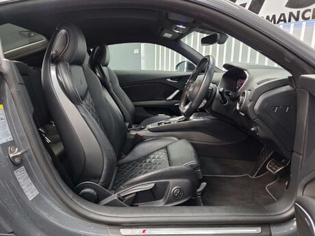 Audi TT 2.0 TFSI Black Edition Coupe 3dr Petrol S Tronic quattro Euro 6 (s/s) (310 34