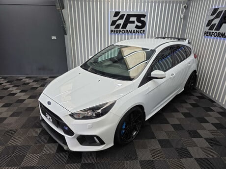 Ford Focus 2.3T EcoBoost RS Hatchback 5dr Petrol Manual AWD Euro 6 (s/s) (350 ps) 16