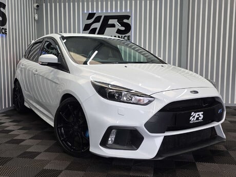 Ford Focus 2.3T EcoBoost RS Hatchback 5dr Petrol Manual AWD Euro 6 (s/s) (350 ps) 25