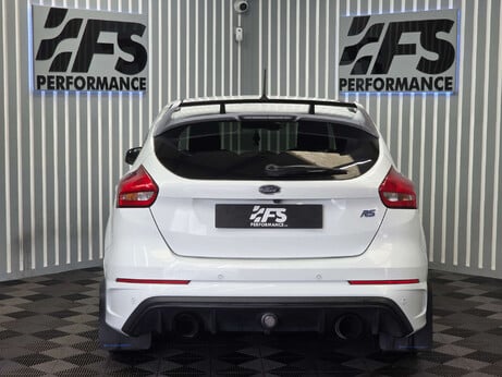 Ford Focus 2.3T EcoBoost RS Hatchback 5dr Petrol Manual AWD Euro 6 (s/s) (350 ps) 25