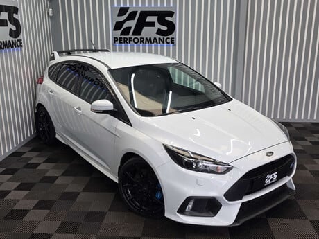 Ford Focus 2.3T EcoBoost RS Hatchback 5dr Petrol Manual AWD Euro 6 (s/s) (350 ps) 34