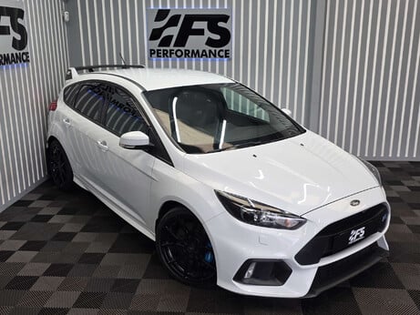 Ford Focus 2.3T EcoBoost RS Hatchback 5dr Petrol Manual AWD Euro 6 (s/s) (350 ps) 30