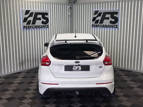 Ford Focus 2.3T EcoBoost RS Hatchback 5dr Petrol Manual AWD Euro 6 (s/s) (350 ps) 34