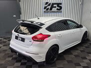 Ford Focus 2.3T EcoBoost RS Hatchback 5dr Petrol Manual AWD Euro 6 (s/s) (350 ps) 39