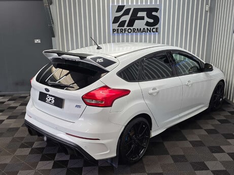 Ford Focus 2.3T EcoBoost RS Hatchback 5dr Petrol Manual AWD Euro 6 (s/s) (350 ps) 35