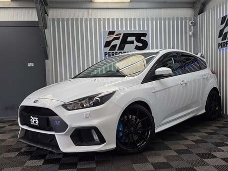 Ford Focus 2.3T EcoBoost RS Hatchback 5dr Petrol Manual AWD Euro 6 (s/s) (350 ps) 44