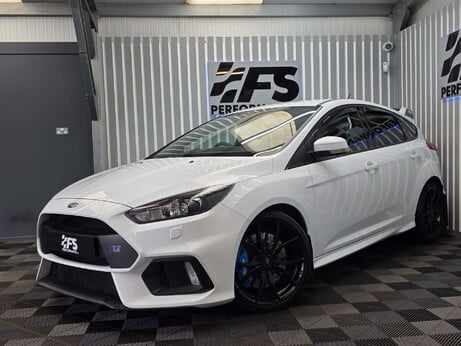 Ford Focus 2.3T EcoBoost RS Hatchback 5dr Petrol Manual AWD Euro 6 (s/s) (350 ps) 40