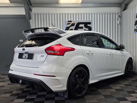 Ford Focus 2.3T EcoBoost RS Hatchback 5dr Petrol Manual AWD Euro 6 (s/s) (350 ps) 43