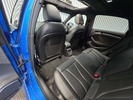 Audi RS3 2.5 TFSI Saloon 4dr Petrol S Tronic quattro Euro 6 (s/s) (400 ps) 19