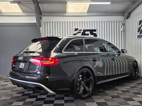 Audi RS4 4.2 FSI V8 Limited Edition Estate 5dr Petrol S Tronic quattro Euro 5 (450 p 6