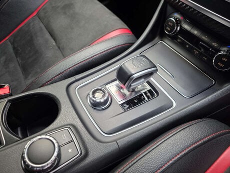 Mercedes-Benz A Class 2.0 A45 AMG Hatchback 5dr Petrol SpdS DCT 4MATIC Euro 6 (s/s) (360 ps) 10