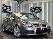 Volkswagen Golf 3.2 Golf R32 4WD 3dr 1
