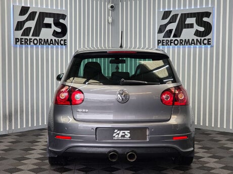 Volkswagen Golf 3.2 Golf R32 4WD 3dr 1