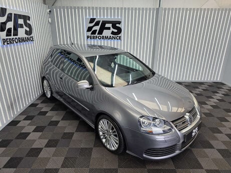 Volkswagen Golf 3.2 Golf R32 4WD 3dr 9