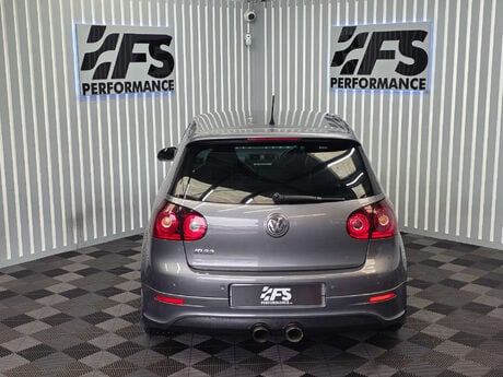 Volkswagen Golf 3.2 Golf R32 4WD 3dr 17