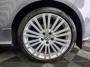 Volkswagen Golf 3.2 Golf R32 4WD 3dr 27