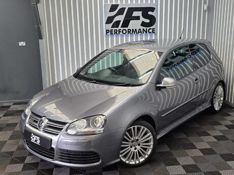 Volkswagen Golf 3.2 Golf R32 4WD 3dr 28