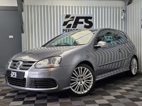 Volkswagen Golf 3.2 Golf R32 4WD 3dr 37