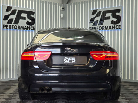 Jaguar XE 2.0d R-Sport Saloon 4dr Diesel Auto Euro 6 (s/s) (180 ps) 5