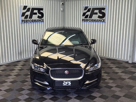 Jaguar XE 2.0d R-Sport Saloon 4dr Diesel Auto Euro 6 (s/s) (180 ps) 10