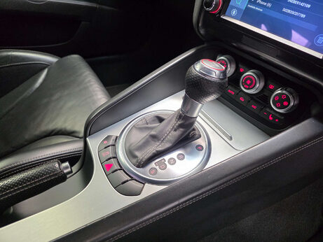 Audi TT 2.5 TFSI Plus Coupe 3dr Petrol S Tronic quattro Euro 5 (360 ps) 6